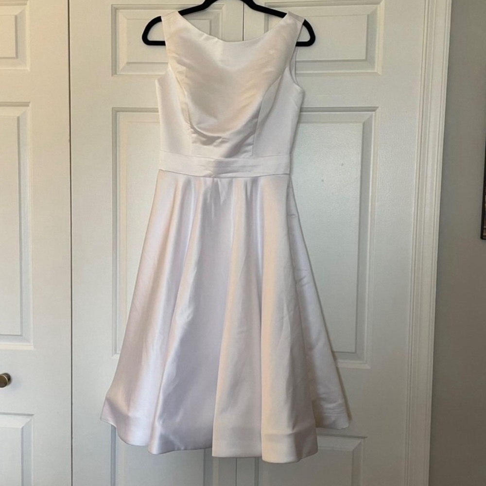 Knee Length Lined Satin Wedding Dress